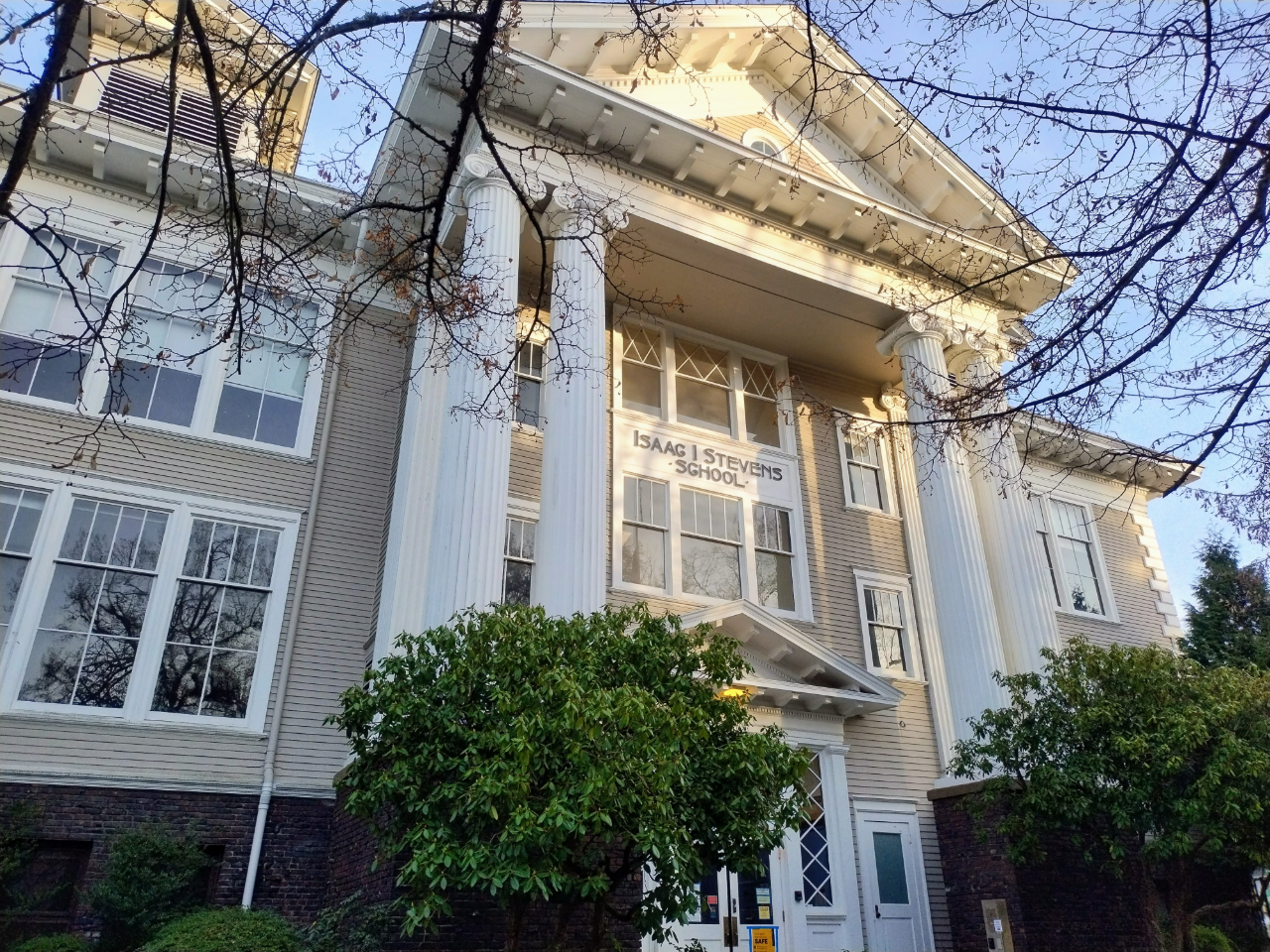 School Board Directors Are Begging Seattle to Allow More Housing