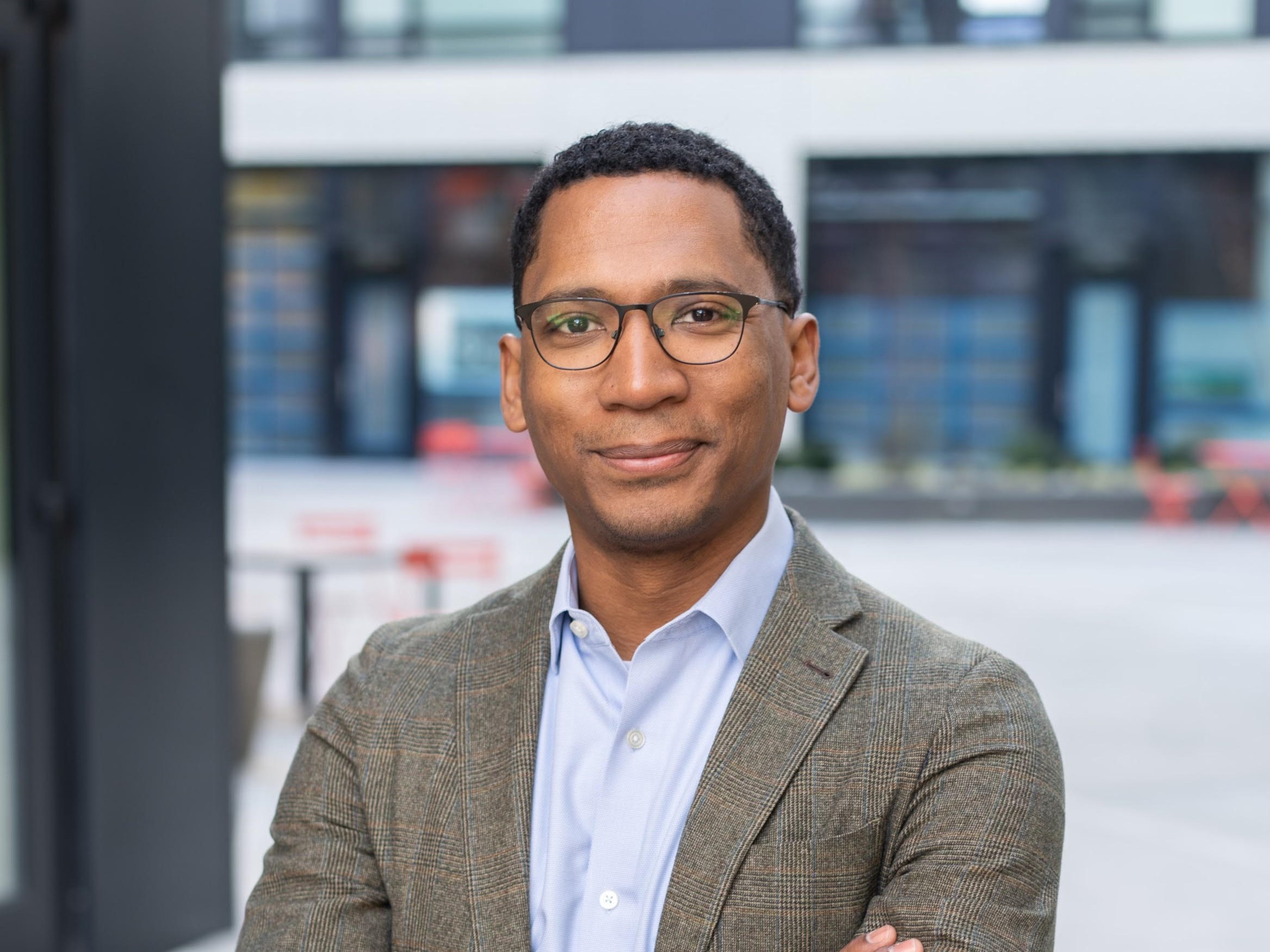 Seattle Subway Leader Efrain Hudnell Announces D3 City Council Bid