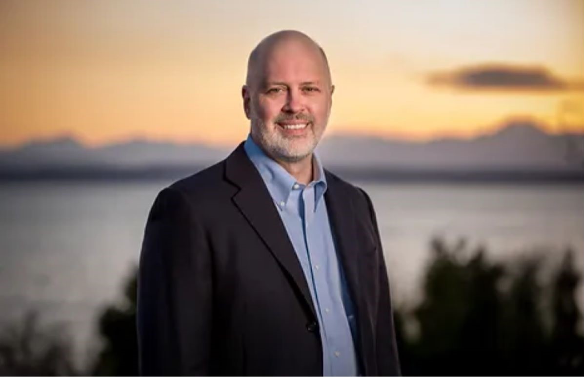 The Next Pedersen? Bob Kettle's Anti-Housing Red Flags Raise Alarm